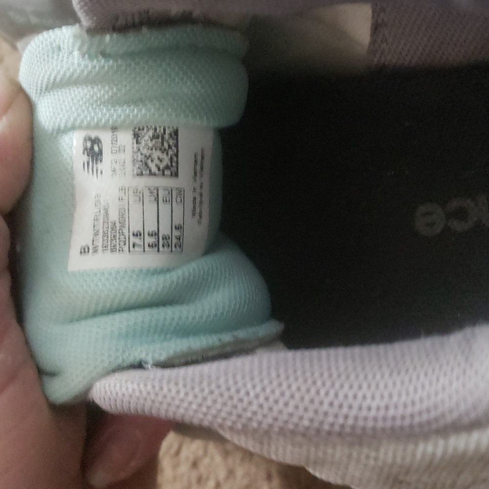 New Balance Mint and Gray Sneakers - Picture 3 of 5
